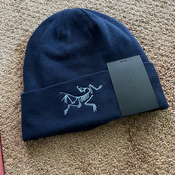 Arcteryx bird toque - Picture 2 of 3